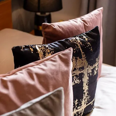 Oda ve Kahvaltı Monika Ii