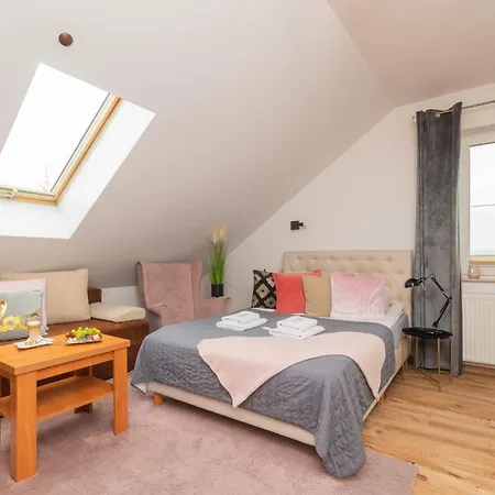 Monika Ii Oda ve Kahvaltı Krynica Morska