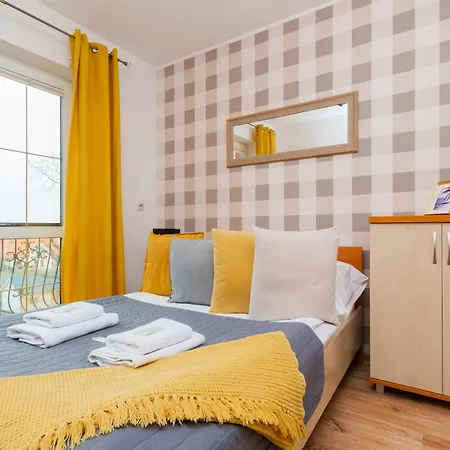 Monika Ii Bed & Breakfast