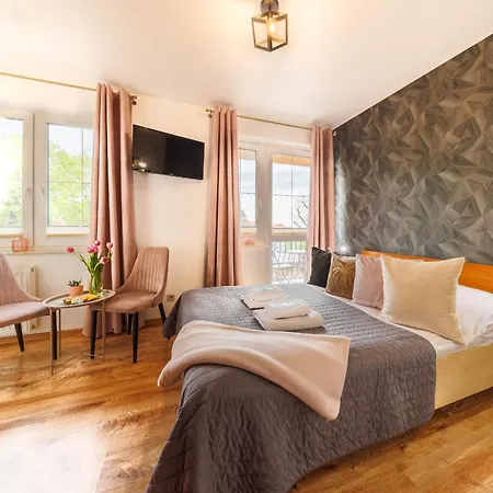 Monika Ii Oda ve Kahvaltı Krynica Morska